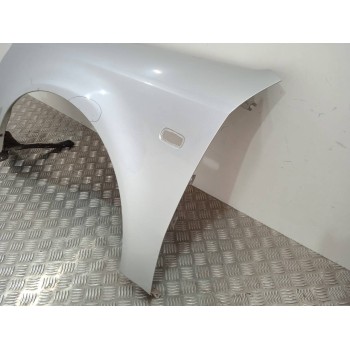 Recambio de aleta delantera izquierda para audi a6 avant (4b5) referencia OEM IAM   