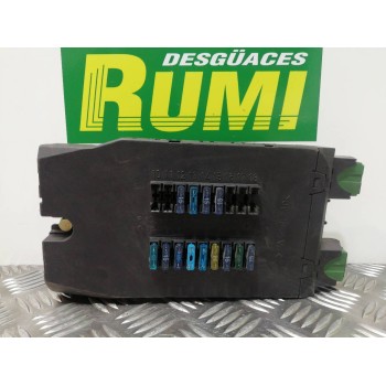 Recambio de caja reles / fusibles para mercedes-benz vito (w638) caja cerrada 108 d  (638.064) referencia OEM IAM 0005400650 085