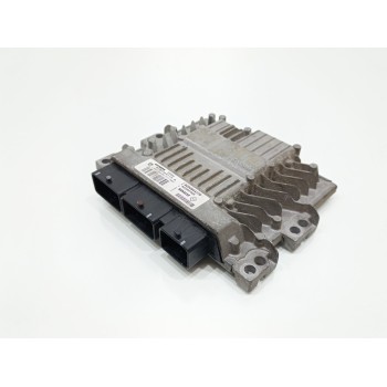 Recambio de centralita motor uce para renault scenic ii privilege referencia OEM IAM 8200804775  