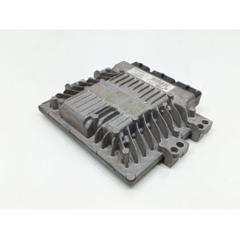 Recambio de centralita motor uce para renault scenic ii privilege referencia OEM IAM 8200804775  