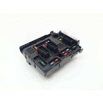 Recambio de caja reles / fusibles para citroën c3 1.4 hdi premier referencia OEM IAM 9643498780  
