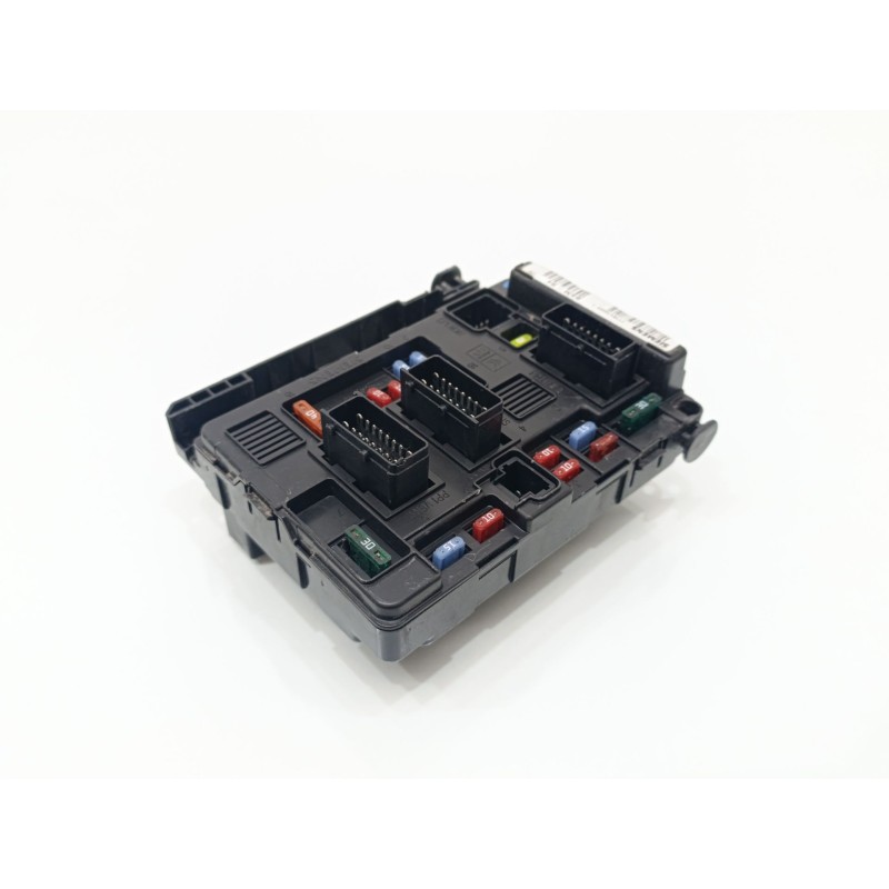 Recambio de caja reles / fusibles para citroën c3 1.4 hdi premier referencia OEM IAM 9643498780  