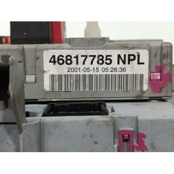 Recambio de caja reles / fusibles para fiat punto berlina (188) 1.2 8v referencia OEM IAM 46817785NPL 406626 