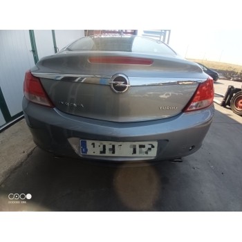 opel insignia berlina del año 2010