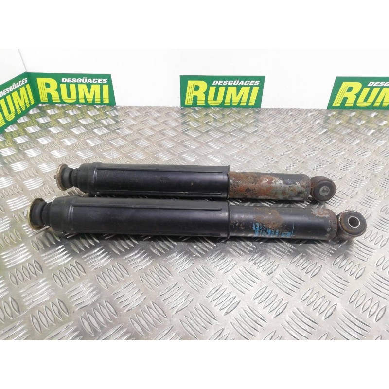 Recambio de juego amortiguadores trasero para renault trafic t 1000 referencia OEM IAM   