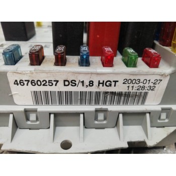Recambio de caja reles / fusibles para fiat punto berlina (188) 1.9 d (i) referencia OEM IAM 46760257DS 46760257 