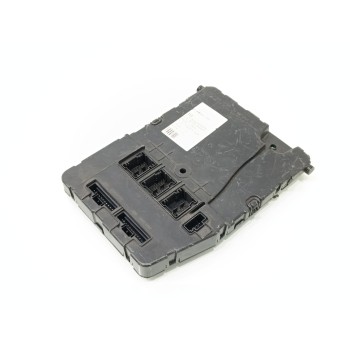 Recambio de modulo electronico para renault megane ii berlina 5p confort dynamique referencia OEM IAM 8200305575  