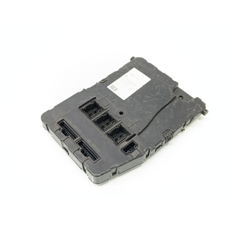 Recambio de modulo electronico para renault megane ii berlina 5p confort dynamique referencia OEM IAM 8200305575  