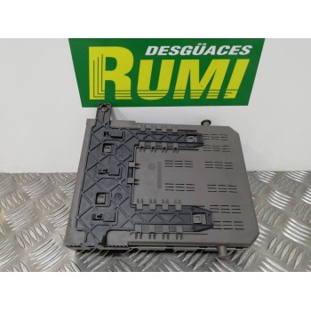 Recambio de caja reles / fusibles para citroën c5 berlina 2.0 hdi magic referencia OEM IAM 9646226880 IH00IS24 