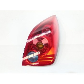 Recambio de piloto trasero derecho para nissan primera berlina (p12) acenta referencia OEM IAM   