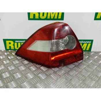 Recambio de piloto trasero izquierdo para renault megane ii classic berlina referencia OEM IAM   