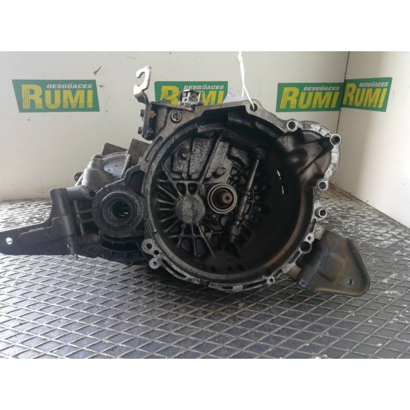 Recambio de caja cambios para hyundai lantra berlina (rd) 1.9 d gls referencia OEM IAM J2073 625545 