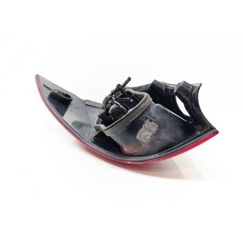 Recambio de piloto trasero derecho para renault laguna ii grandtour (kg0) dynamique referencia OEM IAM 8200002472  