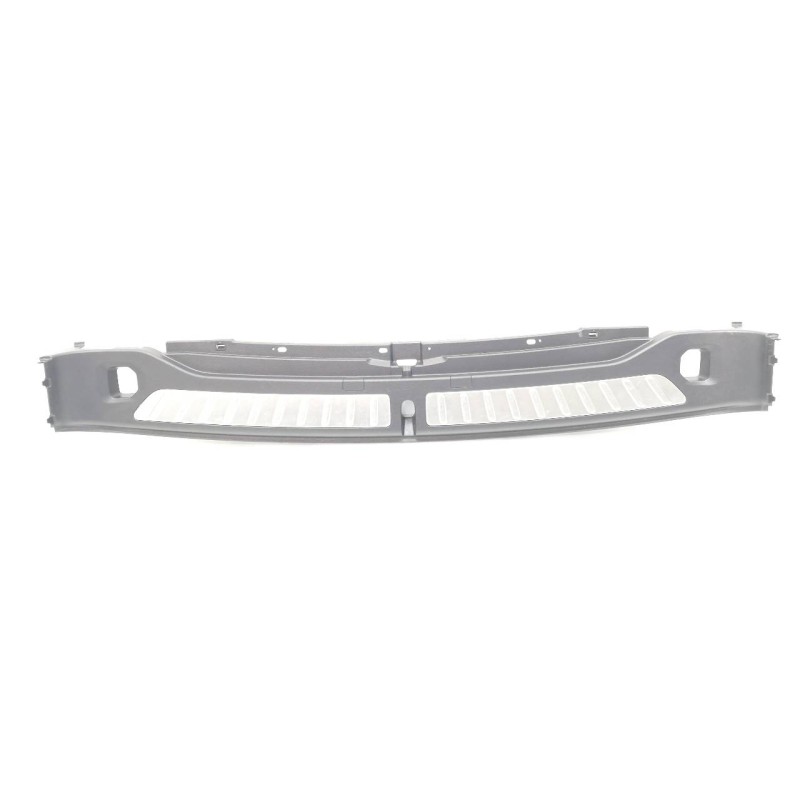 Recambio de molduras traseras para bmw serie x3 (g01) xdrive20d xline referencia OEM IAM 7396612 51487396612 7396611 51487396611