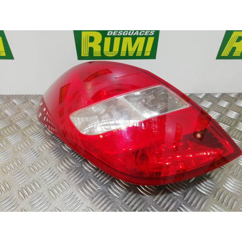 Recambio de piloto trasero izquierdo para hyundai i20 city s referencia OEM IAM 924014P000  