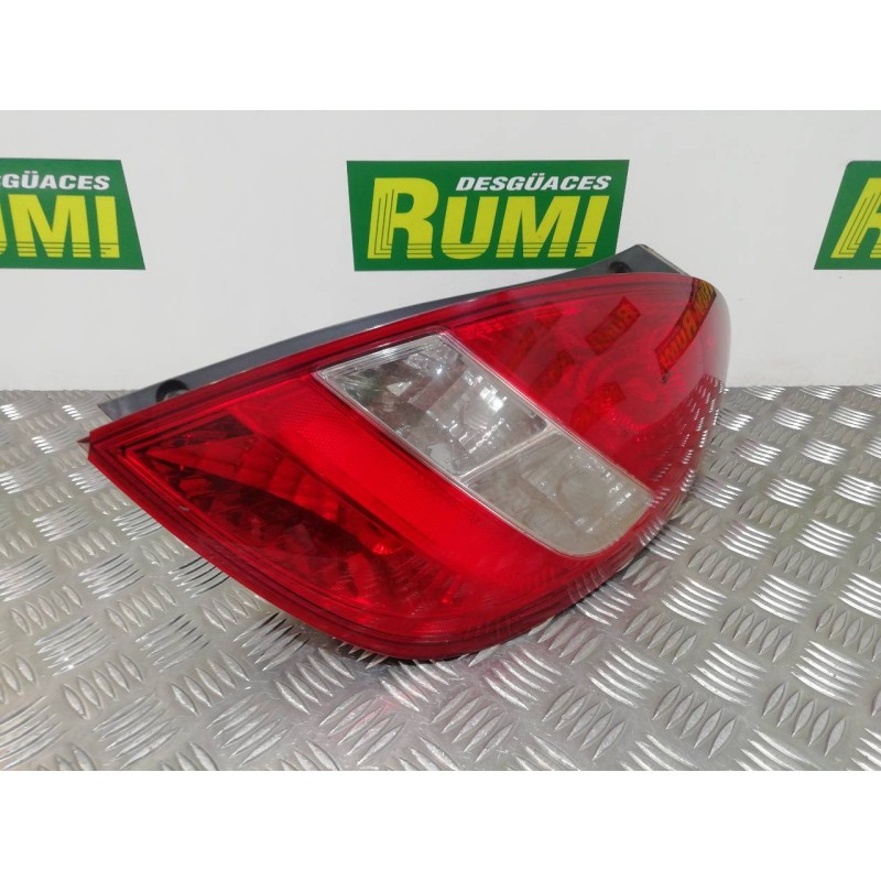 Recambio de piloto trasero derecho para hyundai i20 city s referencia OEM IAM 924024P000  