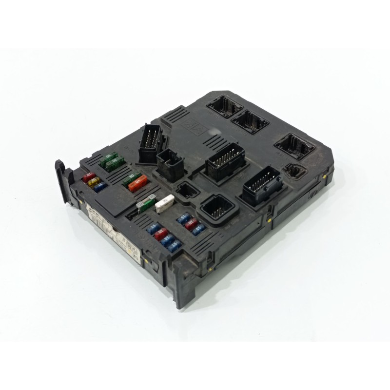 Recambio de caja reles / fusibles para citroën c3 1.4 hdi satisfaction referencia OEM IAM 9650585780  