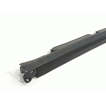 Recambio de faldon lateral para honda cr-v elegance 4x2 referencia OEM IAM 71800T0GA  