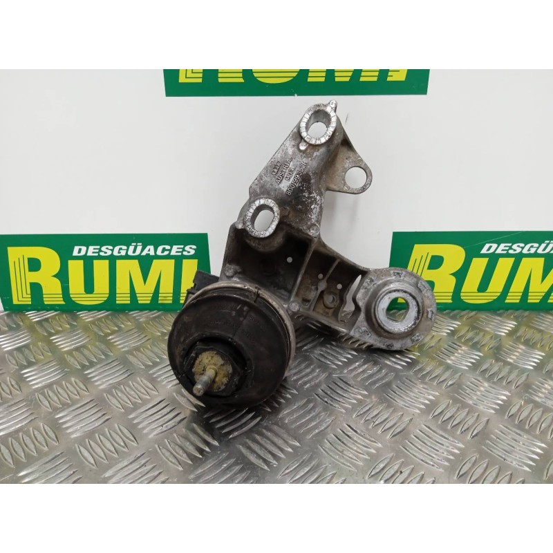 Recambio de soporte motor para audi a4 berlina (b5) 1.9 tdi referencia OEM IAM 8D0199352H  