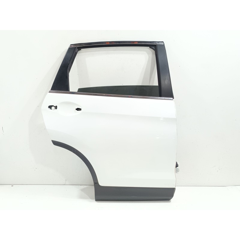 Recambio de puerta trasera derecha para honda cr-v elegance 4x2 referencia OEM IAM   