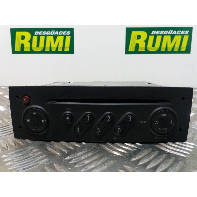 Recambio de sistema audio / radio cd para renault megane ii berlina 5p emotion referencia OEM IAM 8200483757 0204064 