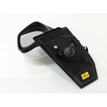 Recambio de retrovisor derecho para chevrolet spark basis referencia OEM IAM 023136  