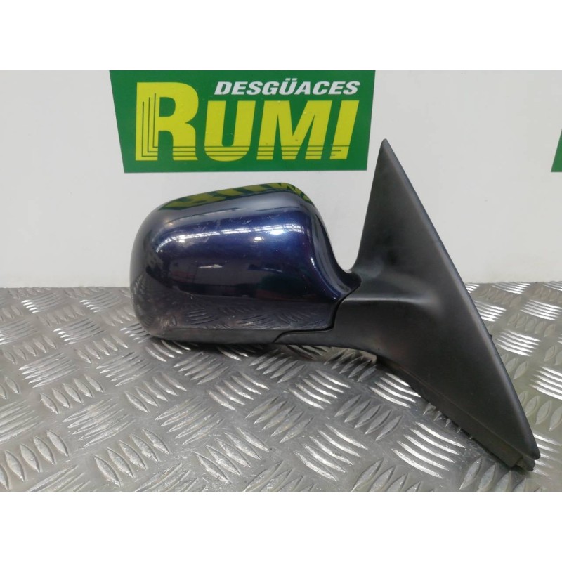 Recambio de retrovisor derecho para audi a6 berlina (4b2) 2.5 tdi referencia OEM IAM 010596  