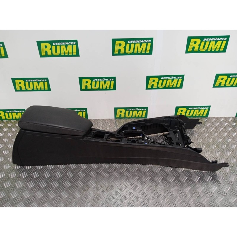 Recambio de apoyabrazos central para bmw serie 3 lim. (f30) 320d efficientdynamics edition referencia OEM IAM 9235473 159279 159