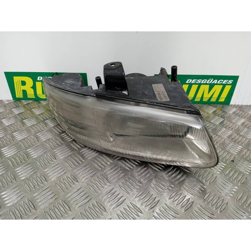 Recambio de faro izquierdo para chrysler voyager (gs) referencia OEM IAM 0457631ACA  
