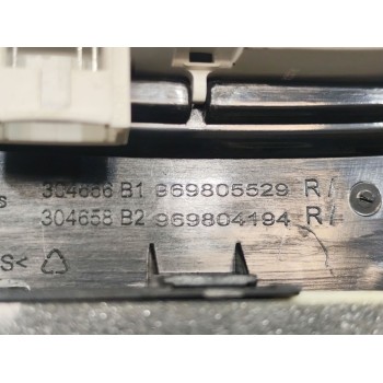 Recambio de luz interior para renault clio v business edition referencia OEM IAM 969805529R  