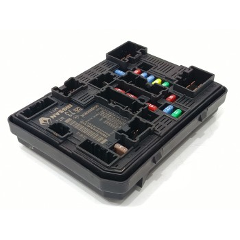 Recambio de caja reles / fusibles para renault clio v business edition referencia OEM IAM 284B69582R  