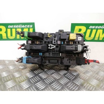 Recambio de caja reles / fusibles para opel astra h berlina cosmo referencia OEM IAM 13206762 5DK008669 5DK008669 