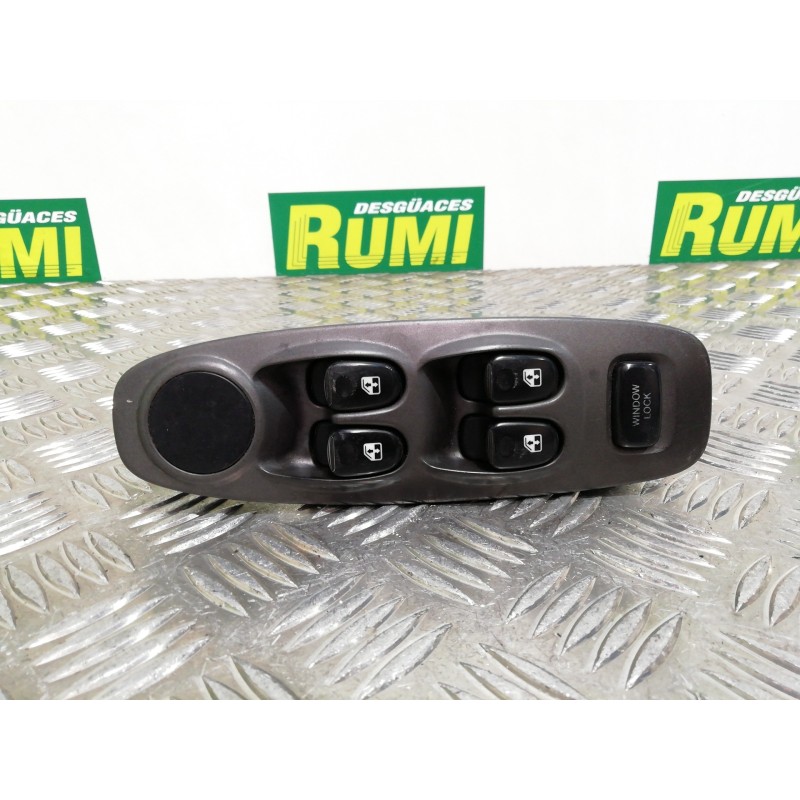 Recambio de mando elevalunas delantero izquierdo para hyundai accent (lc) crdi gl referencia OEM IAM   