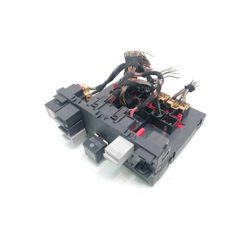 Recambio de caja reles / fusibles para audi a3 (8p) 2.0 tdi ambiente referencia OEM IAM 8P0907279A  
