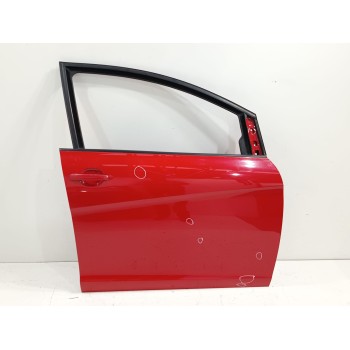 PUERTA DELANTERA DERECHA 