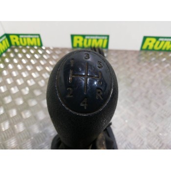 Recambio de palanca cambio para renault clio iii confort dynamique referencia OEM IAM 8200556912  