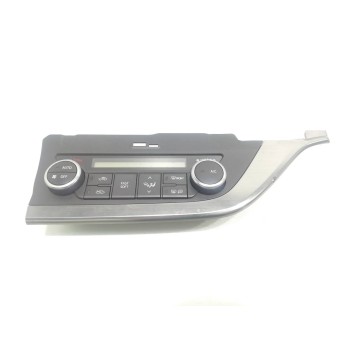 Recambio de mando climatizador para toyota auris active referencia OEM IAM 5590002380  