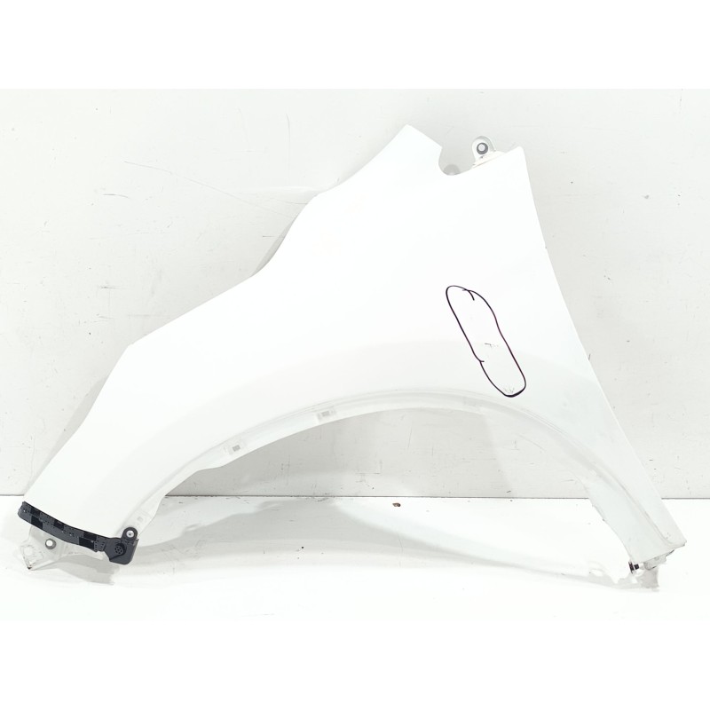 Recambio de aleta delantera izquierda para honda cr-v elegance 4x2 referencia OEM IAM   