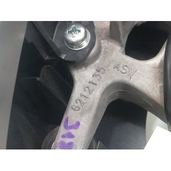 Recambio de volante para toyota auris active referencia OEM IAM 622837800  