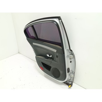 Recambio de puerta trasera izquierda para renault laguna iii authentique referencia OEM IAM   