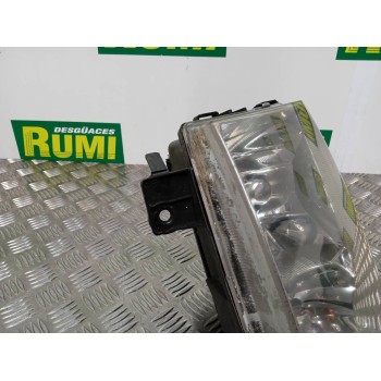 Recambio de faro derecho para volkswagen polo berlina (6n2) referencia OEM IAM 96382000R 96383200 