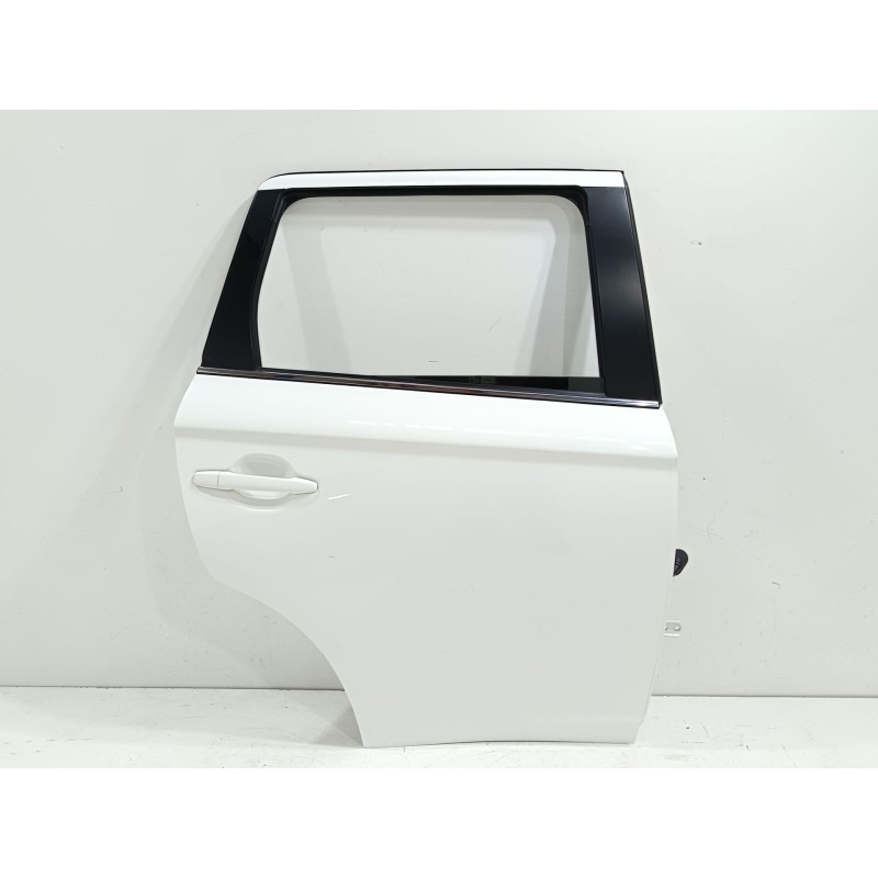 Recambio de puerta trasera derecha para mitsubishi outlander (gf0) motion 4wd referencia OEM IAM   