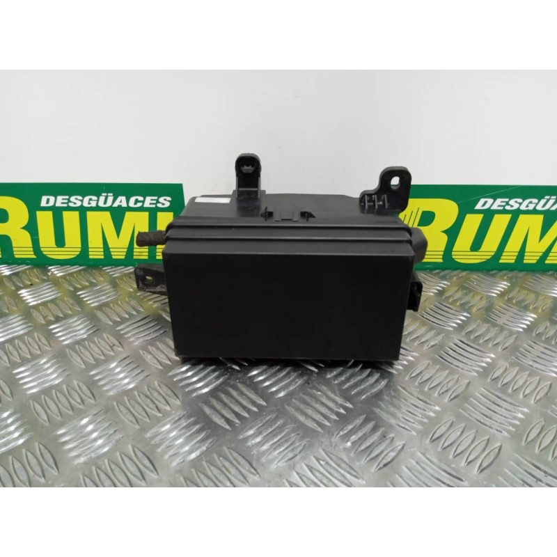 Recambio de caja reles / fusibles para chevrolet aveo ls referencia OEM IAM 96867762  