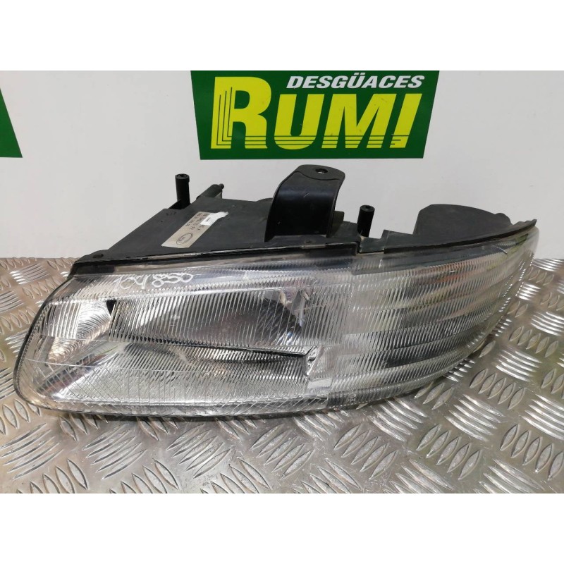 Recambio de faro izquierdo para chrysler voyager (gs) 3.3 lx referencia OEM IAM 5402130000  