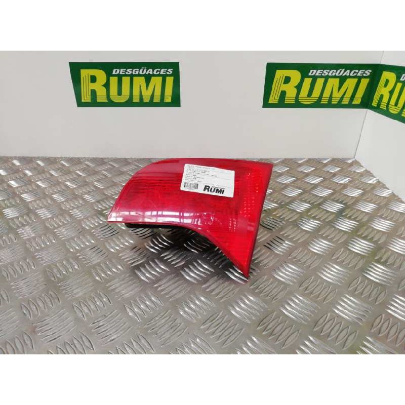 Recambio de piloto trasero derecho interior para audi a4 avant (8e) 1.8 t referencia OEM IAM 8E9945094  