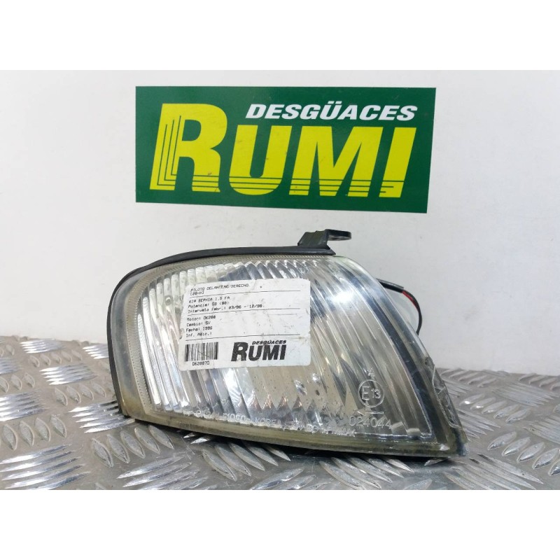 Recambio de piloto delantero derecho para kia sephia glx sport referencia OEM IAM   