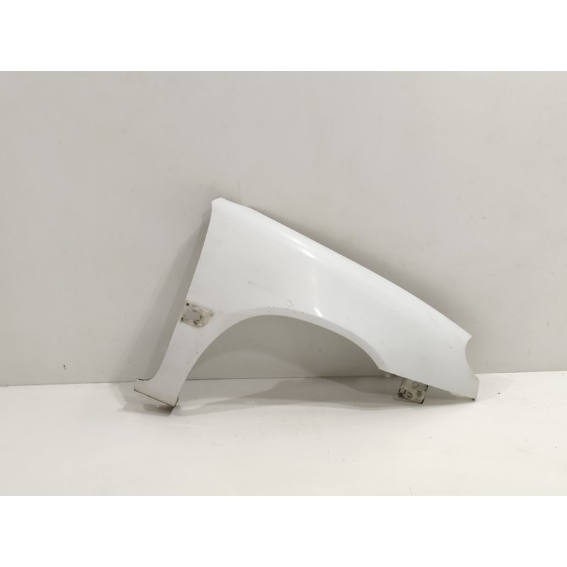 Recambio de aleta delantera derecha para citroën saxo 1.5 d furio referencia OEM IAM   