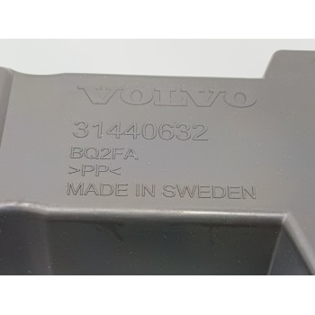 Recambio de guarnecido porton trasero para volvo xc60 momentum awd referencia OEM IAM 31440632  