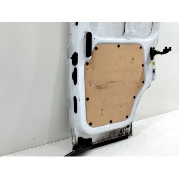 Recambio de puerta lateral corredera derecha para ford transit courier trend referencia OEM IAM   