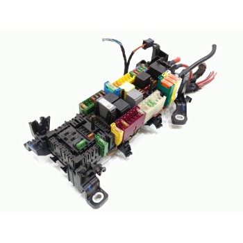 Recambio de caja reles / fusibles para mercedes-benz clase a (w176) a 200 cdi blueefficiency (176.001) referencia OEM IAM A24654